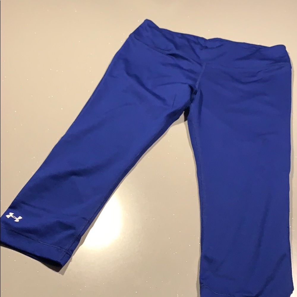 UA cropped legging